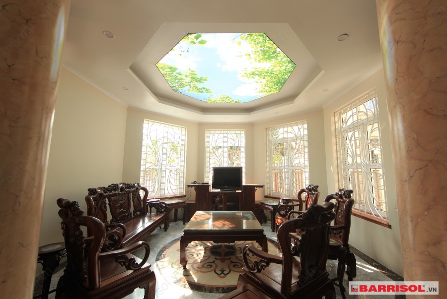 Thiết kế trần nhà đẹp hợp phong thủy cho phòng khách